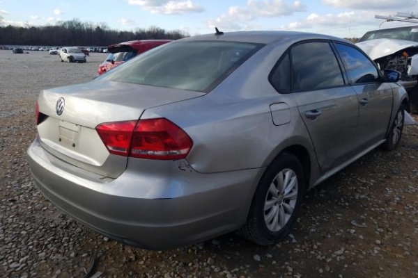 фото Volkswagen Passat S