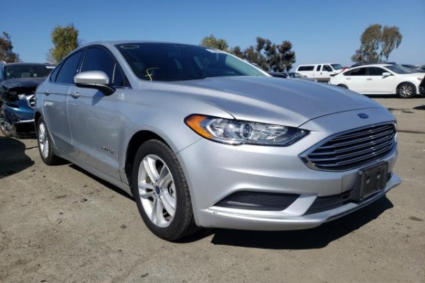 фото Ford Fusion SE HYBRID