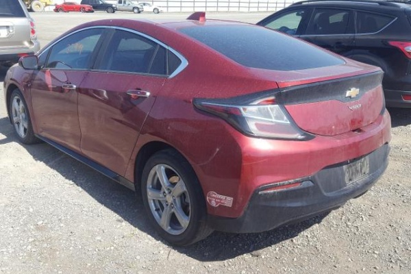 фото Chevrolet Volt LT