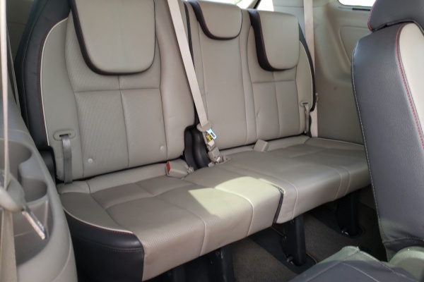 фото Kia Sedona LX