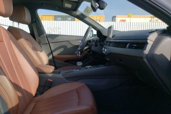 фото Audi A4 Premium Plus