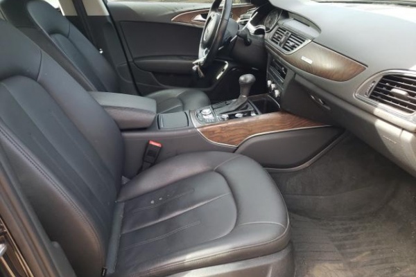 фото Audi A6 Premium