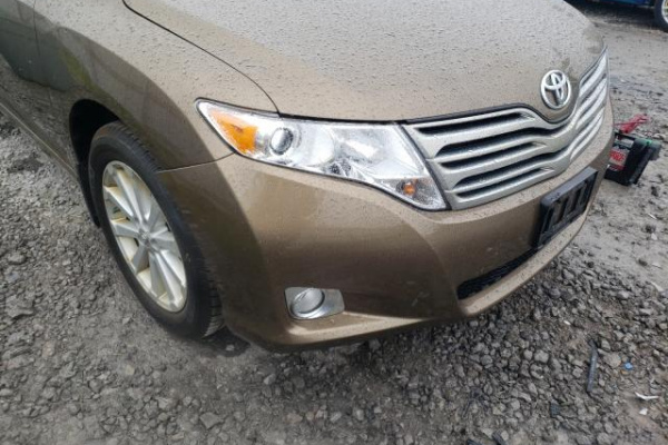 фото TOYOTA VENZA