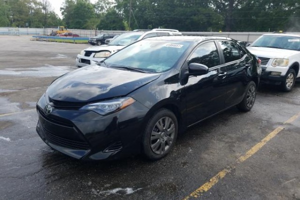 фото Toyota COROLLA L