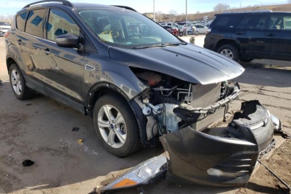 фото Ford Escape SE