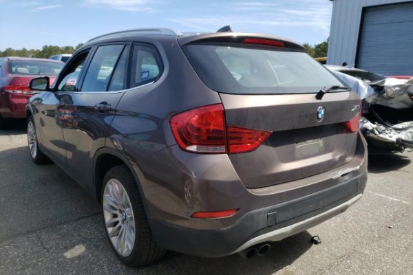 фото BMW X1 SDRIVE28I
