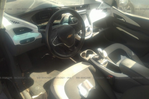 фото Chevrolet Bolt EV LT