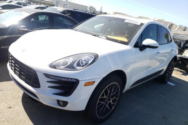 фото Porshe Macan S