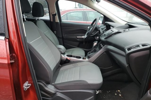 фото Ford Escape SE