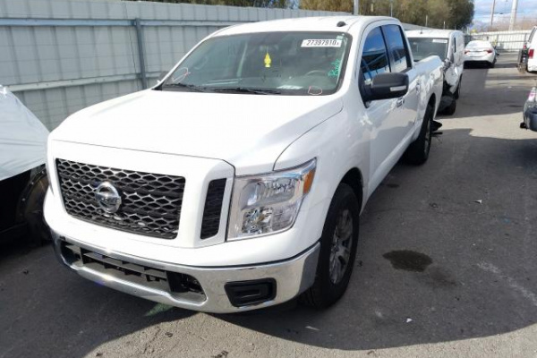 фото NISSAN TITAN