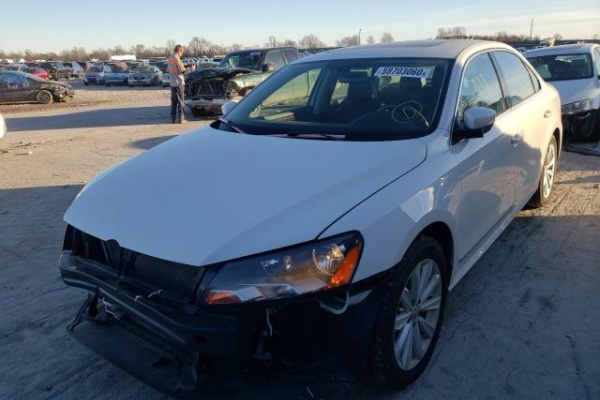 фото Volkswagen Passat SEL