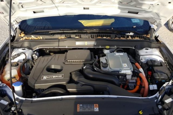 фото Ford Fusion TITANIUM/PLATINUM HEV