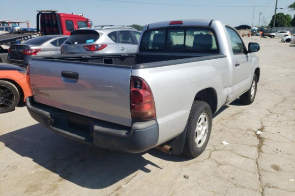 фото TOYOTA TACOMA