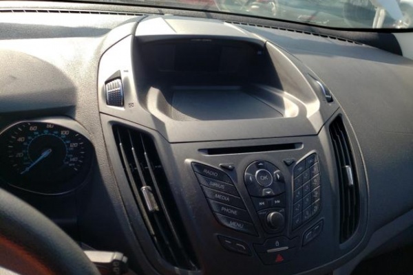 фото Ford Escape SE