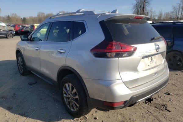 фото Nissan ROGUE S