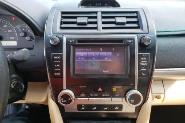 фото Toyota Camry L