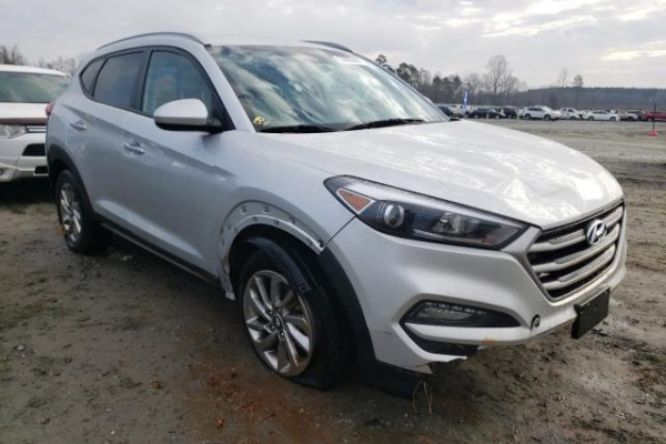 фото HYUNDAI TUCSON SEL