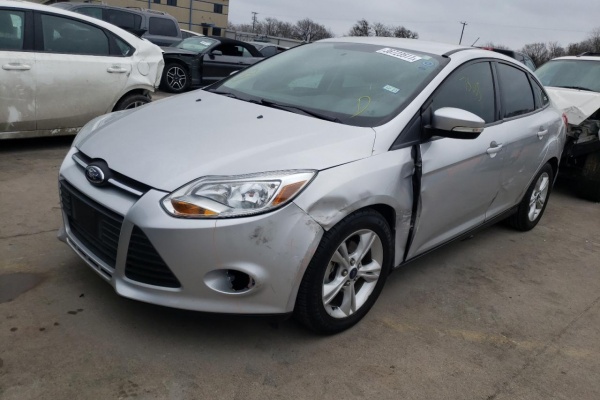 фото Ford Focus SE