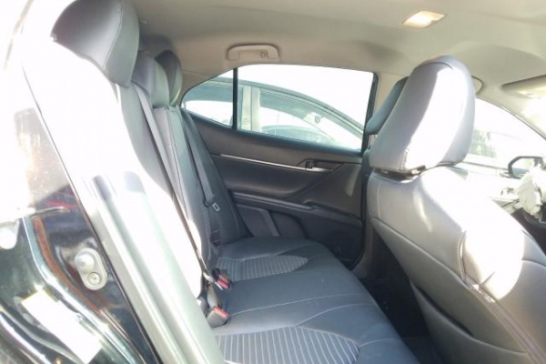 фото Toyota Camry L