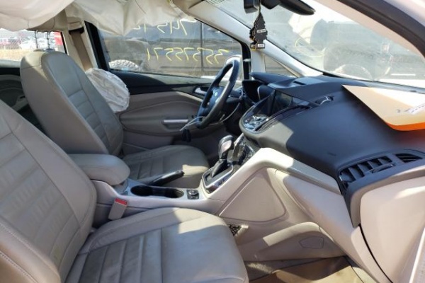 фото Ford C-MAX SEL