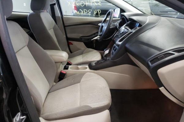 фото Ford Focus SE