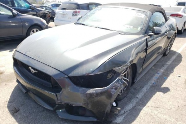 фото Ford Mustang