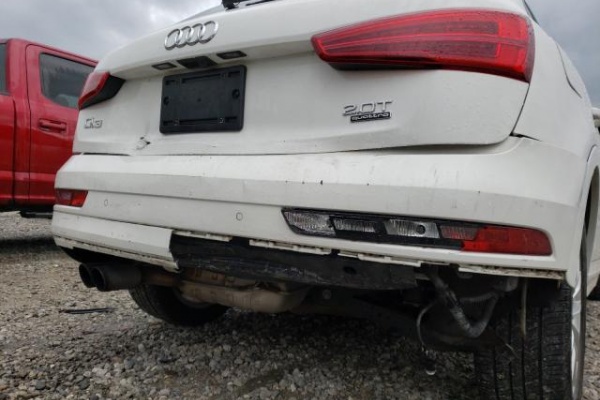 фото Audi Q3 PREMIUM