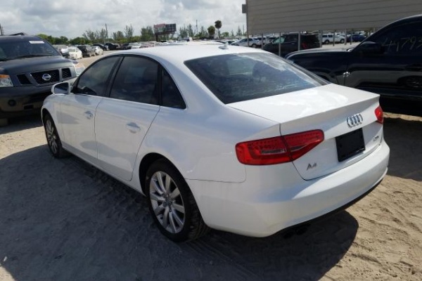 фото Audi A4 Premium