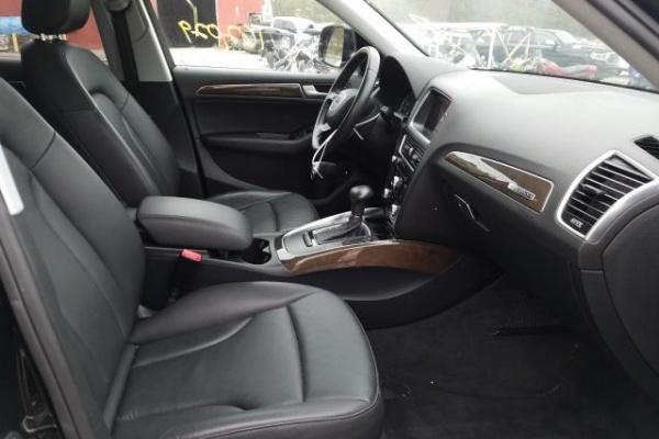 фото Audi Q5 PREMIUM