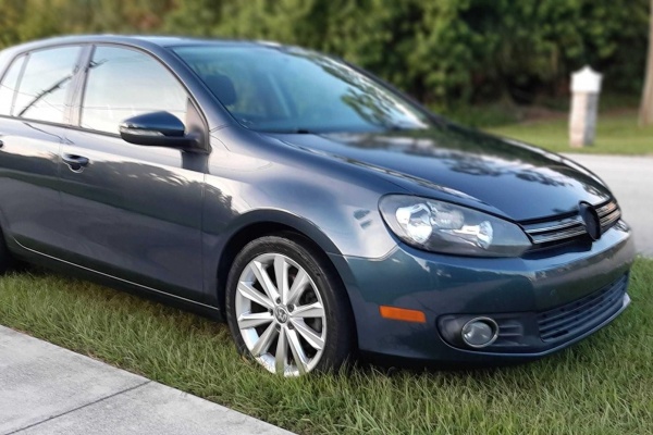 фото Volkswagen Golf
