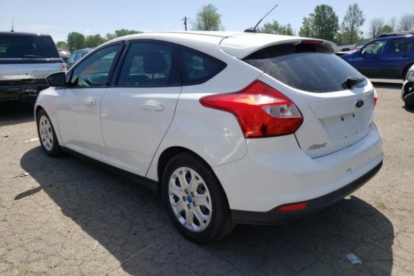 фото Ford Focus SE