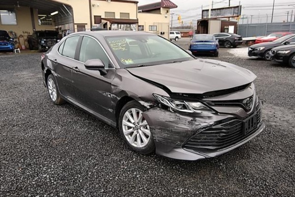 фото Toyota Camry LE