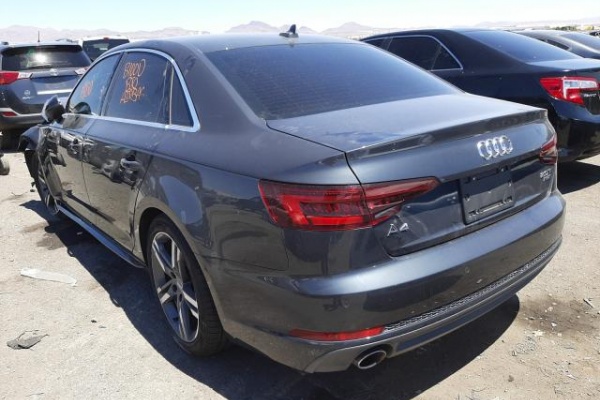 фото Audi A4 Premium Plus