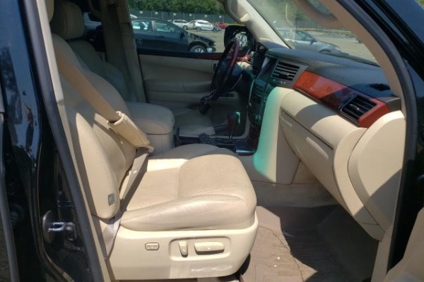 фото LEXUS LX 570