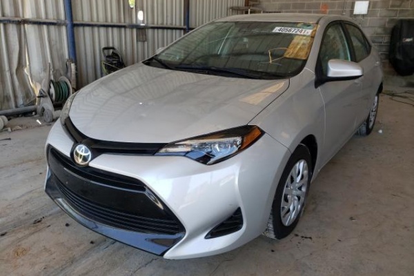 фото Toyota COROLLA L