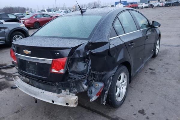 фото Chevrolet Cruze LT