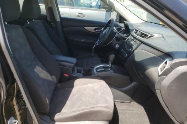 фото Nissan Rogue S