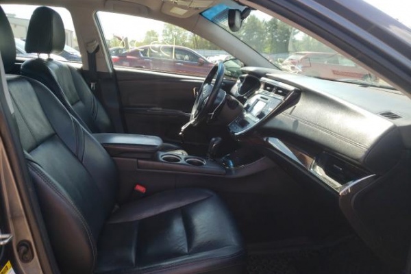 фото Toyota AVALON HYBRID