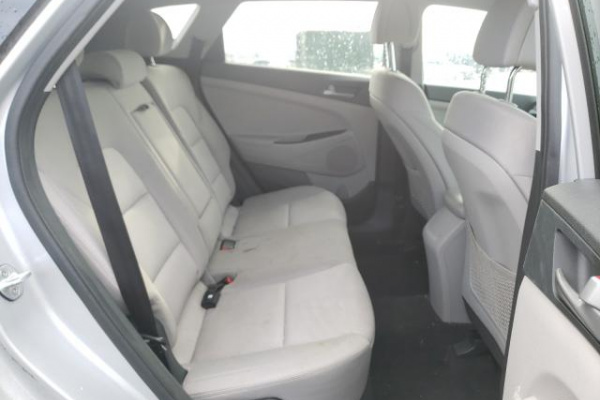 фото HYUNDAI TUCSON SEL