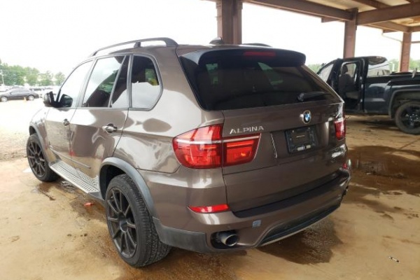 фото BMW X5 XDRIVE35I