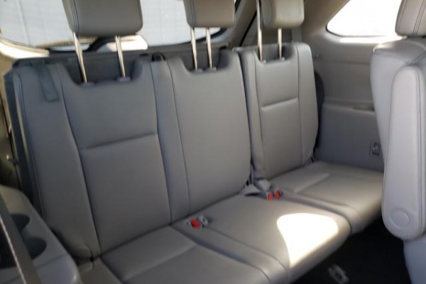 фото Toyota HIGHLANDER SE