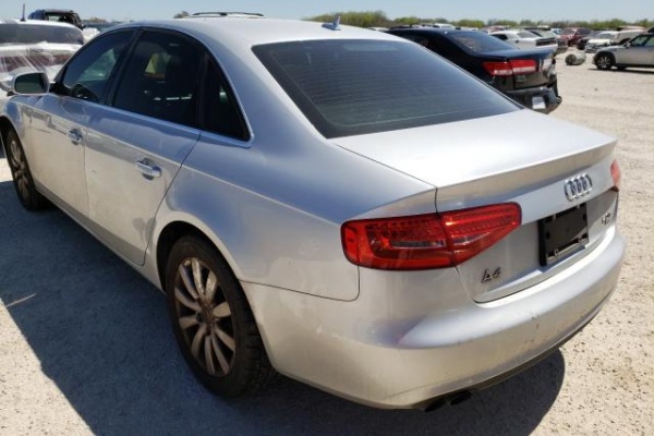 фото Audi A4 Premium