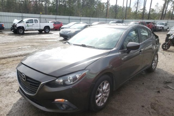 фото Mazda 3 TOURING