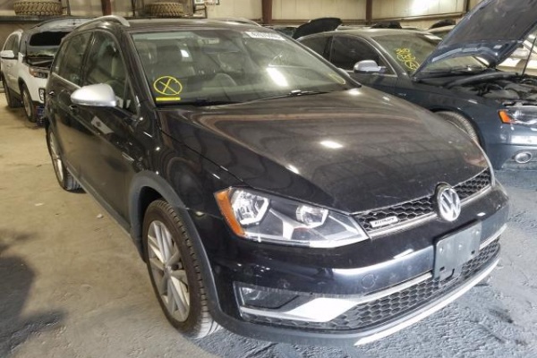 фото Volkswagen golf ALLTRACK S