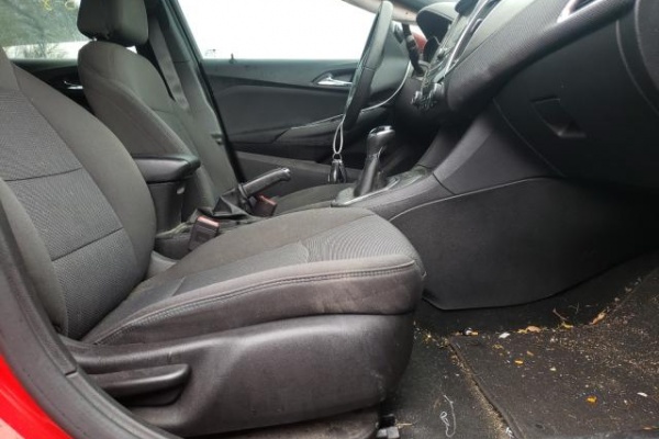 фото Chevrolet Cruze LT