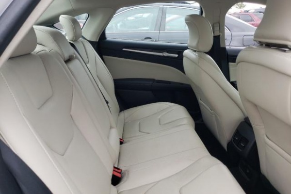 фото Ford Fusion TITANIUM PHEV