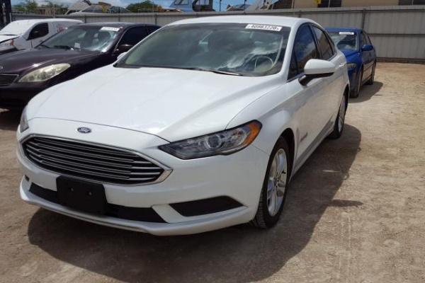 фото Ford Fusion SE HYBRID