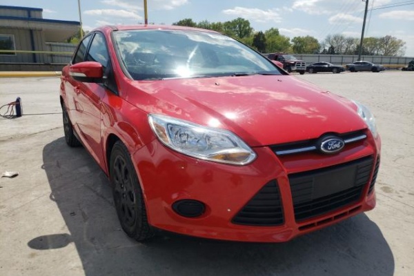 фото Ford Focus SE