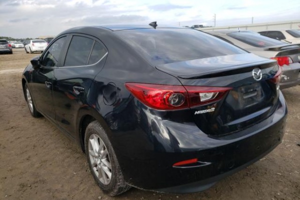 фото Mazda 3 GRAND TOURING