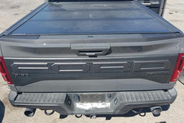 фото Ford F-150 RAPTOR